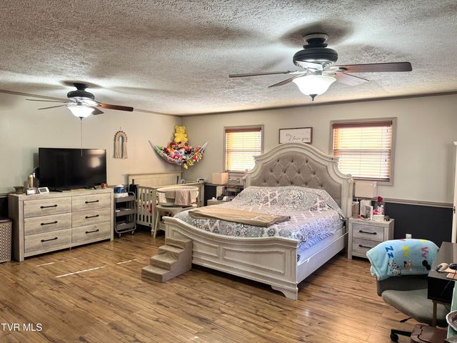 226 Northeast Seventh Street, Norton, VA 24273