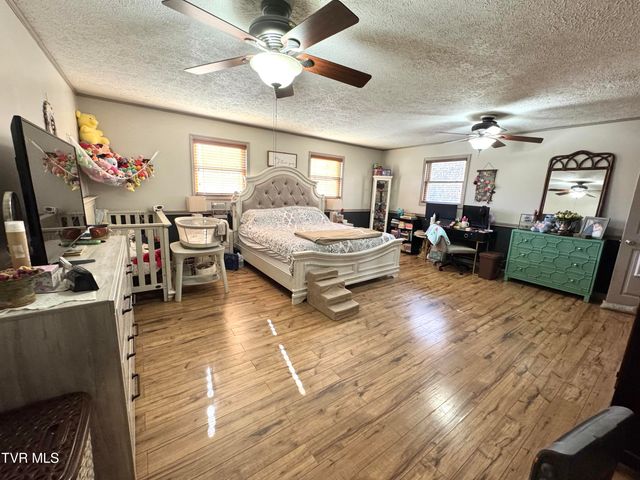 226 Northeast Seventh Street, Norton, VA 24273