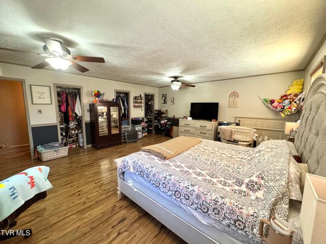 226 Northeast Seventh Street, Norton, VA 24273