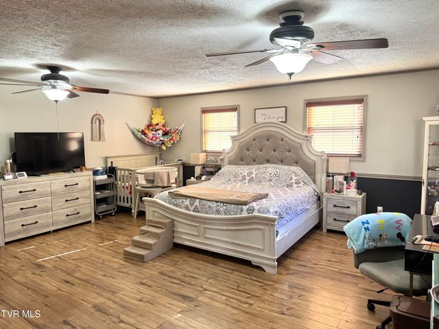 226 Northeast Seventh Street, Norton, VA 24273