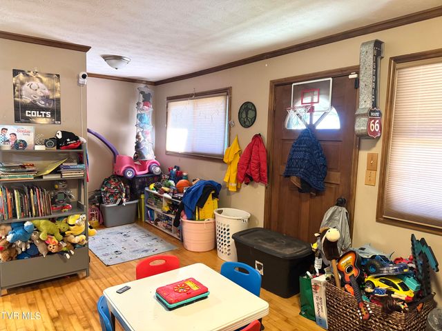 226 Northeast Seventh Street, Norton, VA 24273