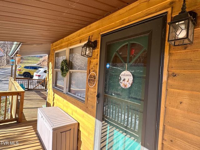 226 Northeast Seventh Street, Norton, VA 24273