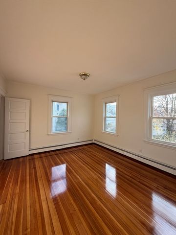 55 Scammell 2, Quincy, MA 02169