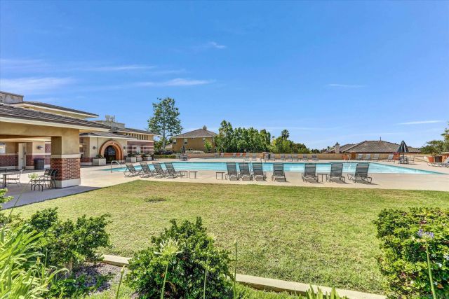 863 Sunset Ridge Place, Chula Vista, CA 91914