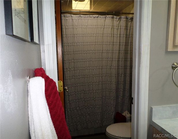 1361 W Saint Elizabeth Place, Citrus Springs, FL 34434