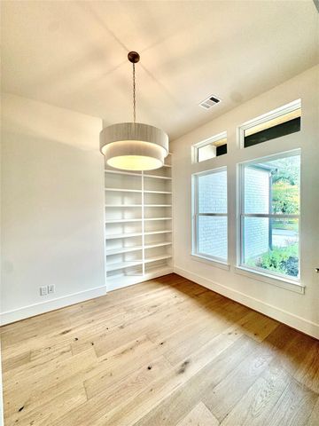 8553 Western Drive, Houston, TX 77055