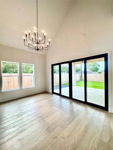 8553 Western Drive, Houston, TX 77055