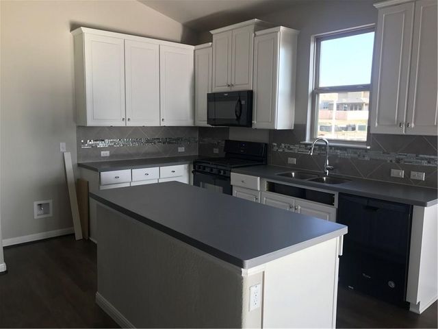 805 Melda ST, Leander, TX 78641