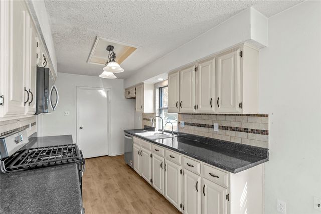 3706 Downs Way, Garland, TX 75040