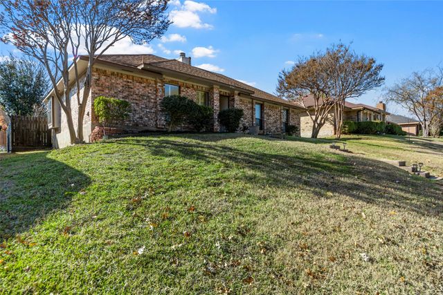 3706 Downs Way, Garland, TX 75040