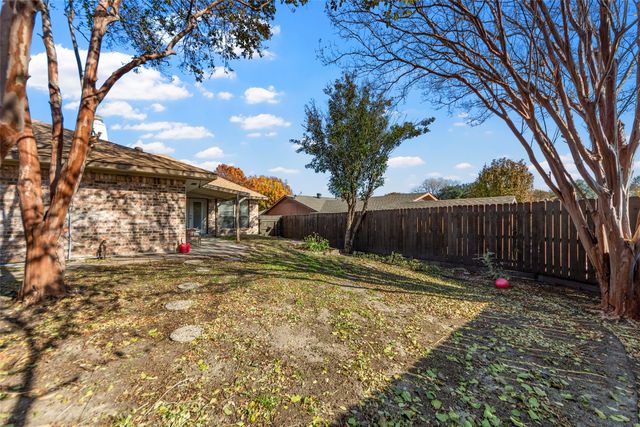 3706 Downs Way, Garland, TX 75040