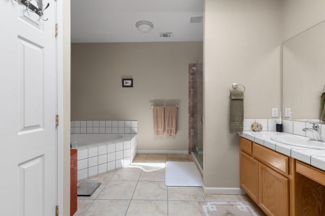 3235 Hagen Rd, Valley Springs, CA 95252