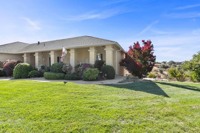 3235 Hagen Rd, Valley Springs, CA 95252