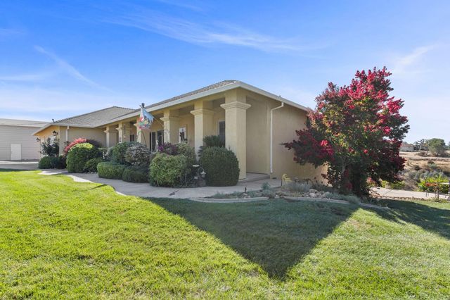 3235 Hagen Rd, Valley Springs, CA 95252