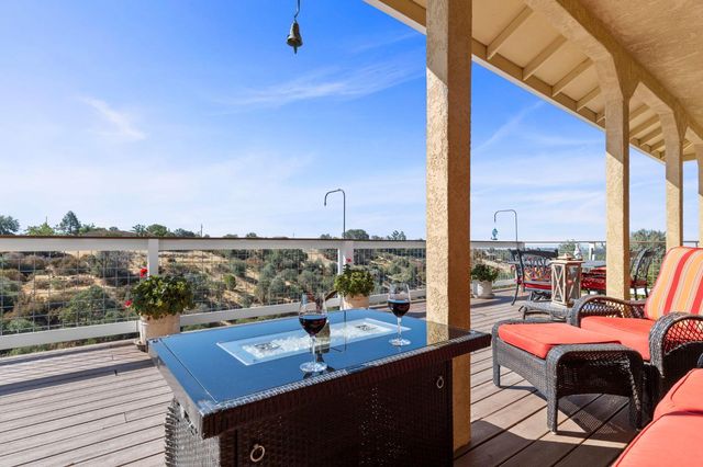 3235 Hagen Rd, Valley Springs, CA 95252