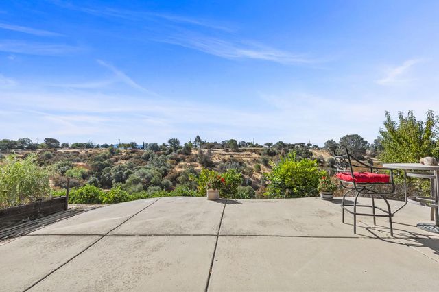 3235 Hagen Rd, Valley Springs, CA 95252