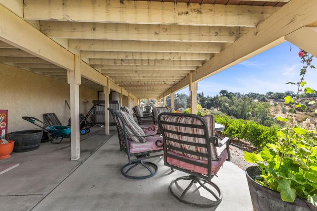 3235 Hagen Rd, Valley Springs, CA 95252