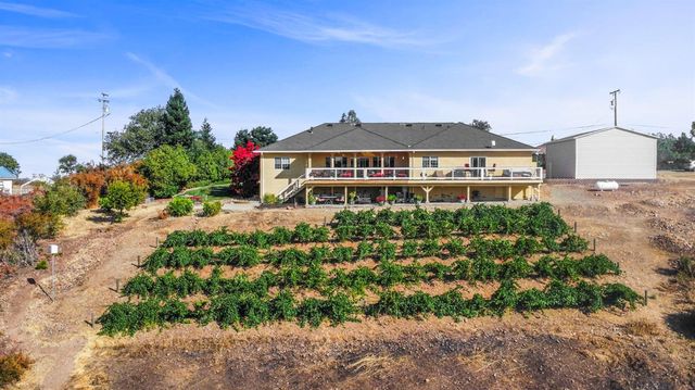 3235 Hagen Rd, Valley Springs, CA 95252