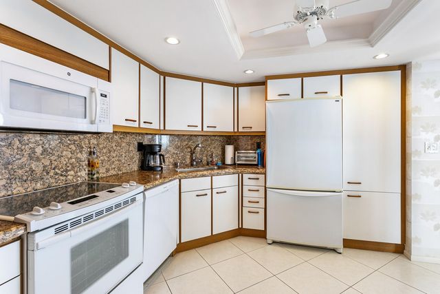 5070 N Ocean Drive 21c, Singer Island, FL 33404