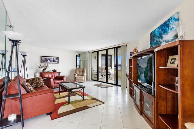 5070 N Ocean Drive 21c, Singer Island, FL 33404