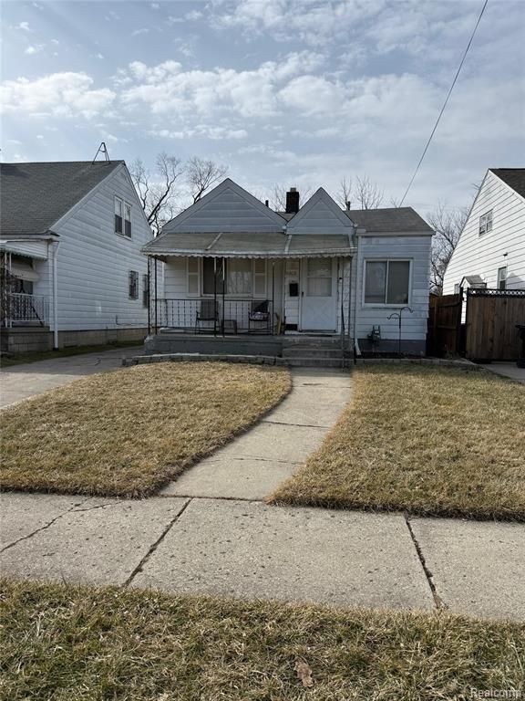 6803 Grandville Avenue, Detroit, MI 48228