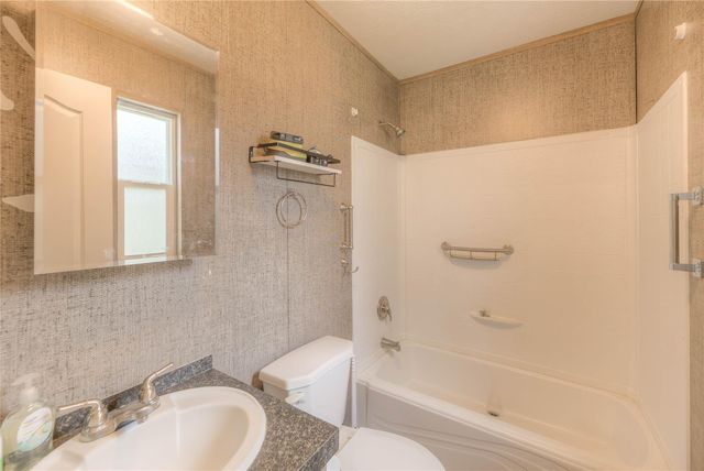 138 Pecan, Onalaska, TX 77360