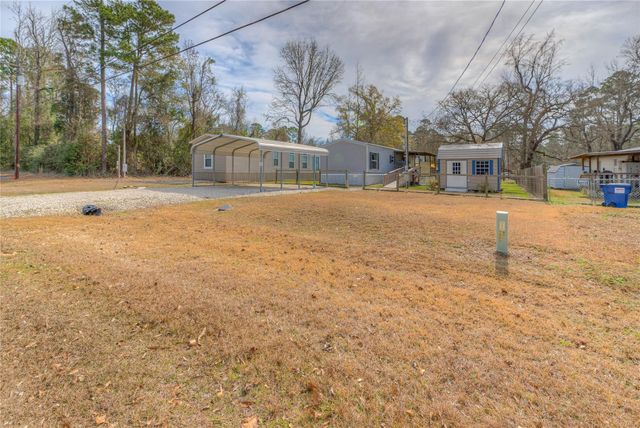 138 Pecan, Onalaska, TX 77360