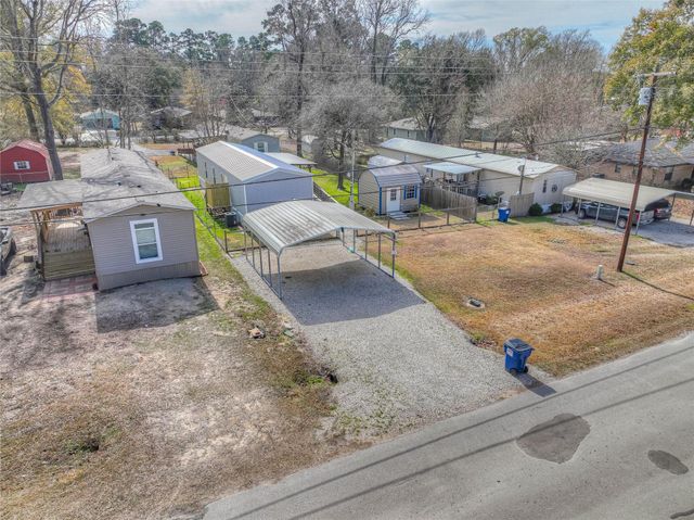 138 Pecan, Onalaska, TX 77360