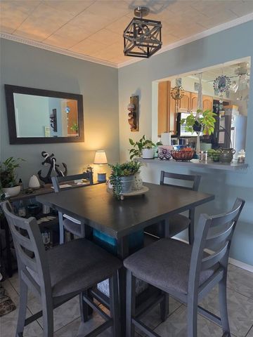 13830 MISSION OAKS BOULEVARD 13830, Seminole, FL 33776