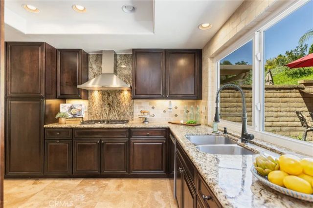 22481 Almaden, Mission Viejo, CA 92691