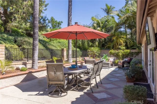 22481 Almaden, Mission Viejo, CA 92691