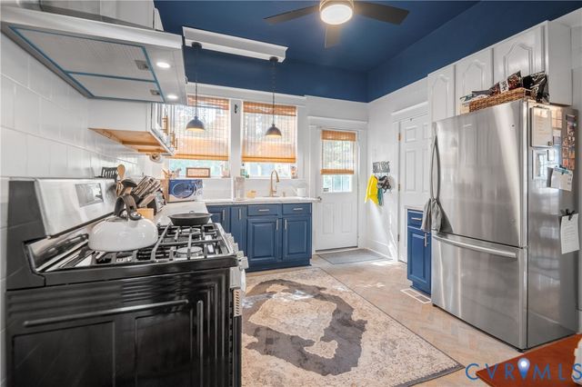 305 Bradsher Ave, Colonial Heights, VA 23834