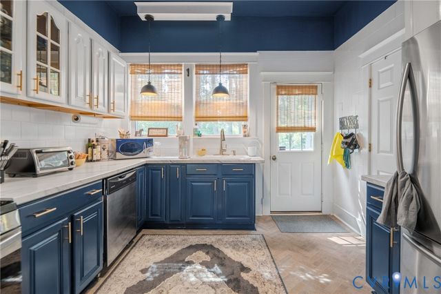 305 Bradsher Ave, Colonial Heights, VA 23834