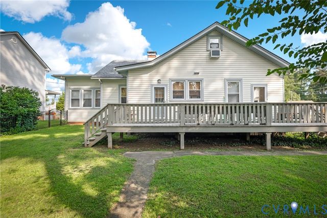 305 Bradsher Ave, Colonial Heights, VA 23834