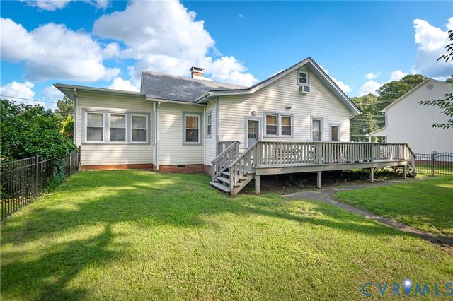 305 Bradsher Ave, Colonial Heights, VA 23834