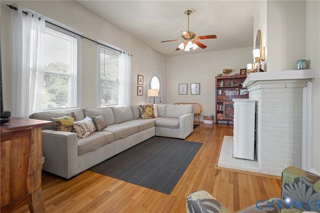 305 Bradsher Ave, Colonial Heights, VA 23834