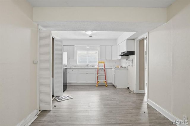 1129 Haley Avenue, St Louis, MO 63121