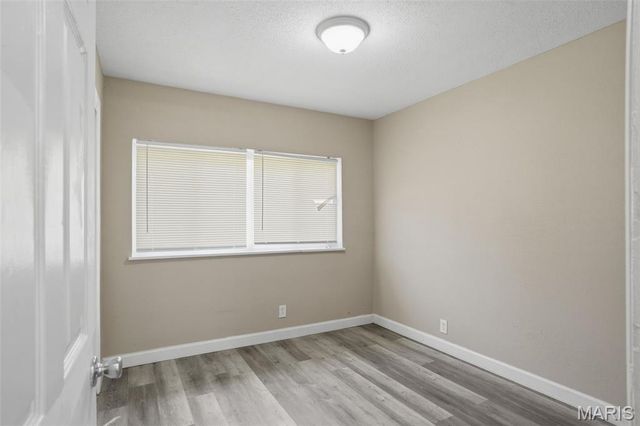 1129 Haley Avenue, St Louis, MO 63121