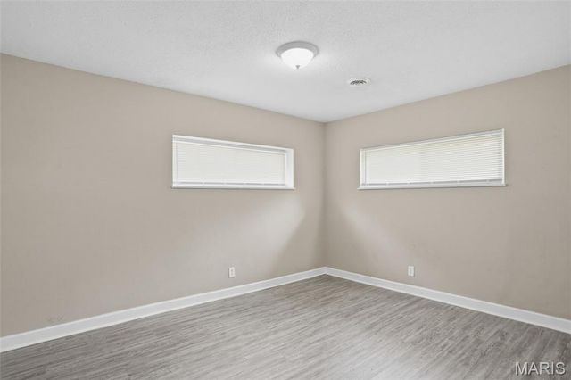 1129 Haley Avenue, St Louis, MO 63121