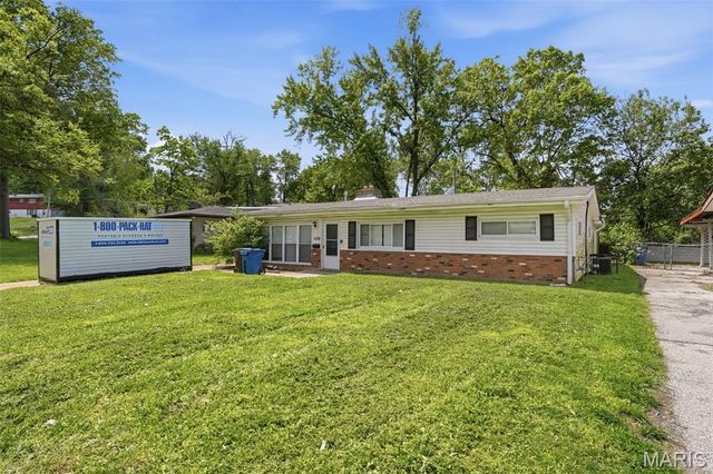 1129 Haley Avenue, St Louis, MO 63121