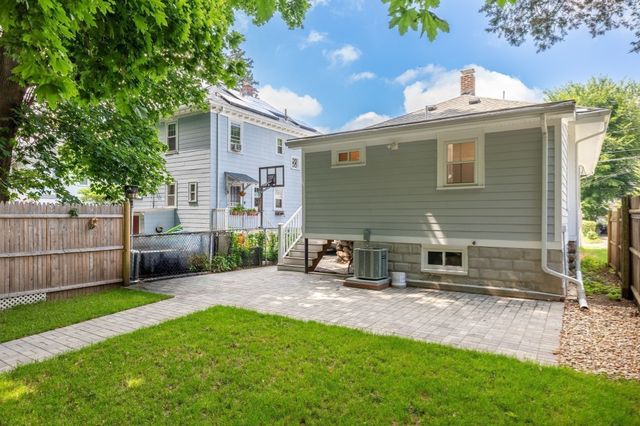 43 Taft Ave, Newton, MA 02465