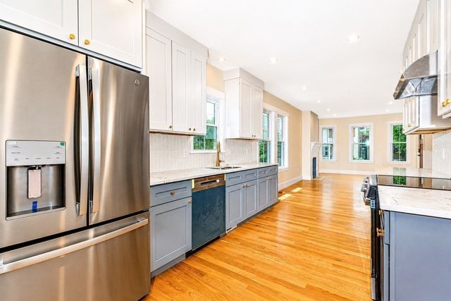 43 Taft Ave, Newton, MA 02465
