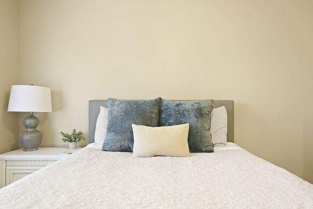 811 BOULDER DR, Columbia, MO 65201