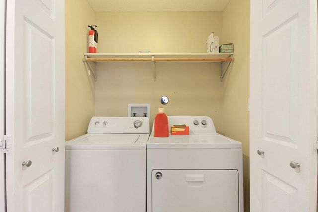 811 BOULDER DR, Columbia, MO 65201