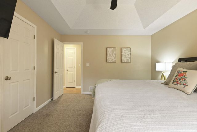 811 BOULDER DR, Columbia, MO 65201