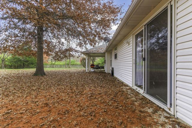 811 BOULDER DR, Columbia, MO 65201