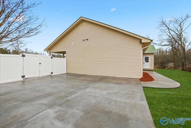 141 Old Silo Road, Laceys Spring, AL 35754