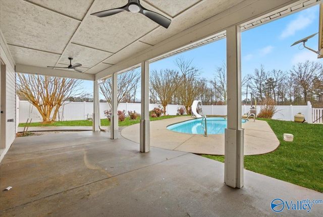 141 Old Silo Road, Laceys Spring, AL 35754