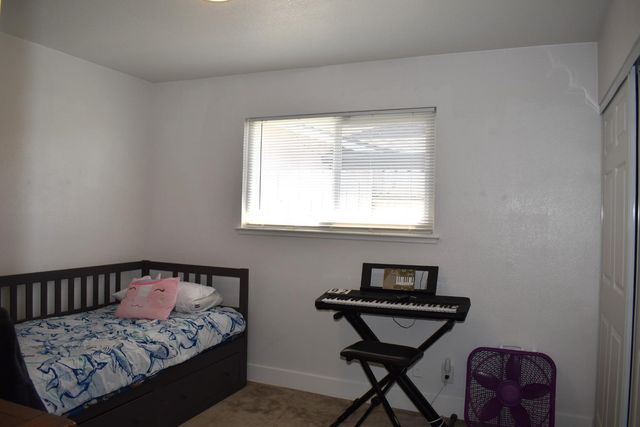 6844 Sandrock Way, Sacramento, CA 95828