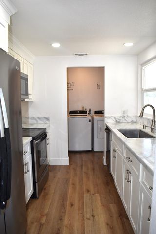 6844 Sandrock Way, Sacramento, CA 95828